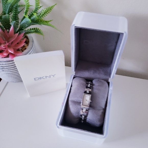 DKNY Stainless Steel Bracelet Watch with Crystal Accents (Model: NY3366) - Picture 14 of 15